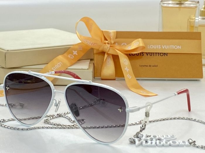 Louis Vuitton Sunglasses Top Quality LVS00112